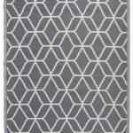 Graphic Pattern Garden Carpet, Reversible
